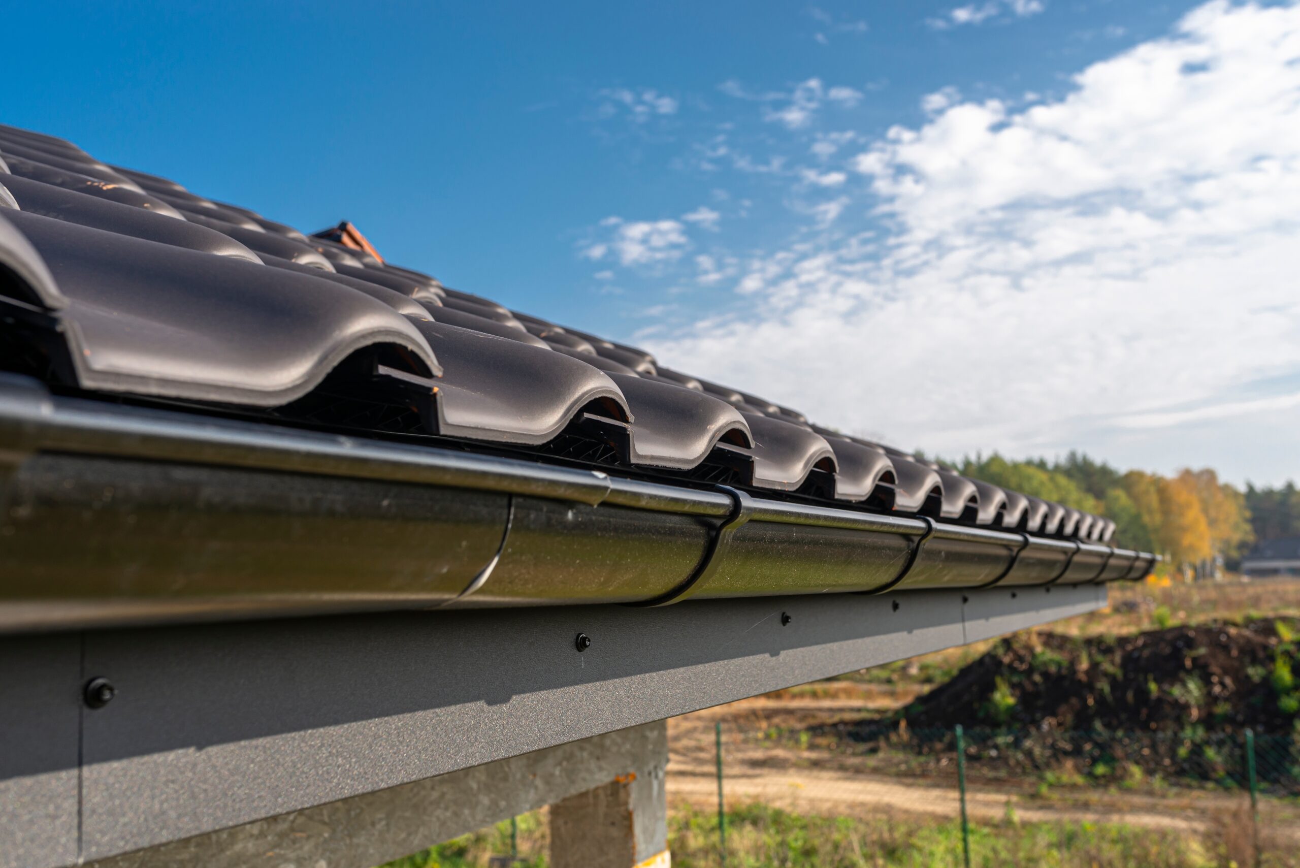 Seamless gutter installation by True Aluminum
